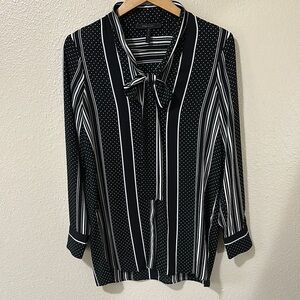 BCBGMaxAzria Black and White Tie Front Long Sleeve Tunic